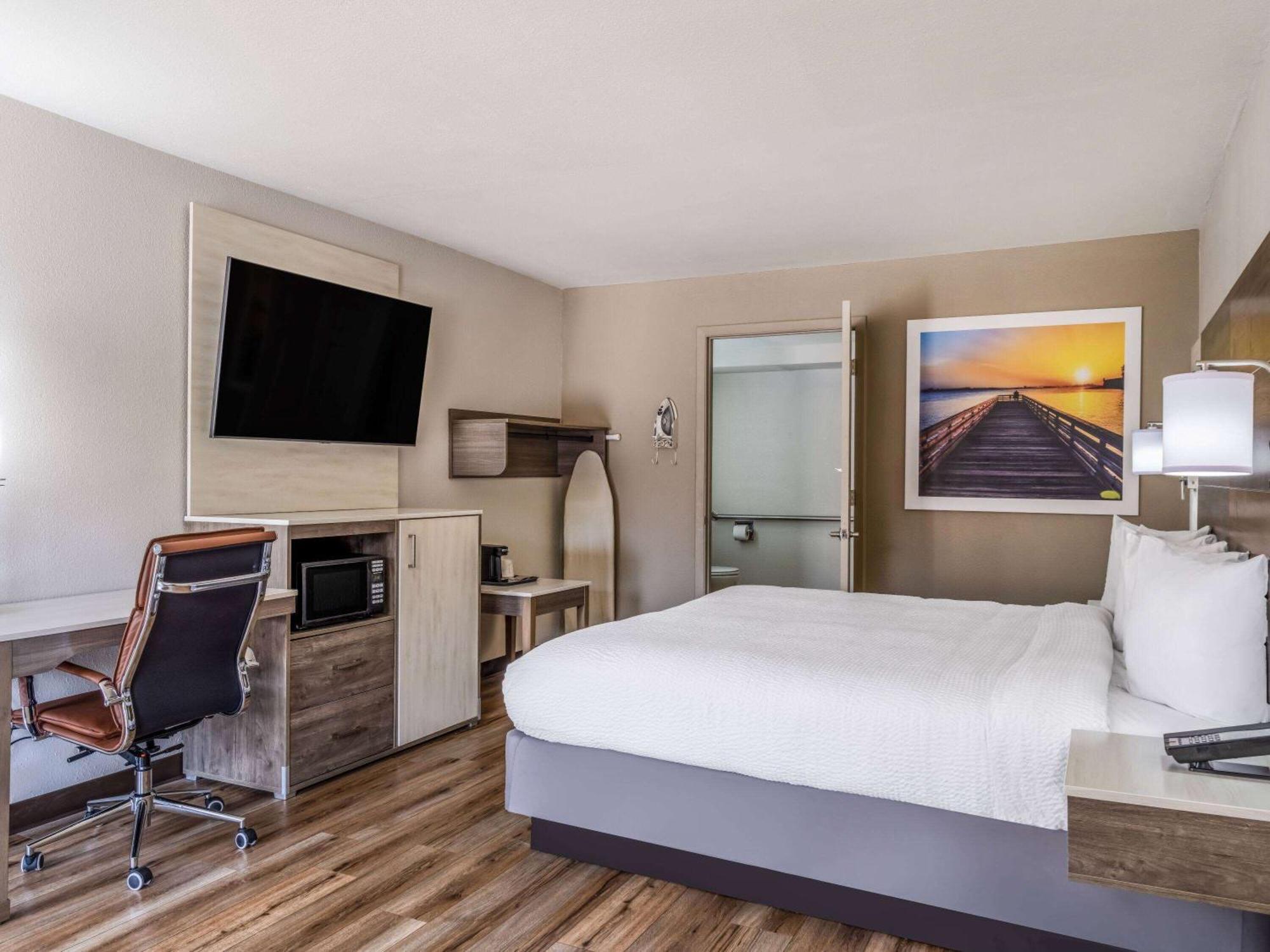 Days Inn By Wyndham Clemson Zewnętrze zdjęcie
